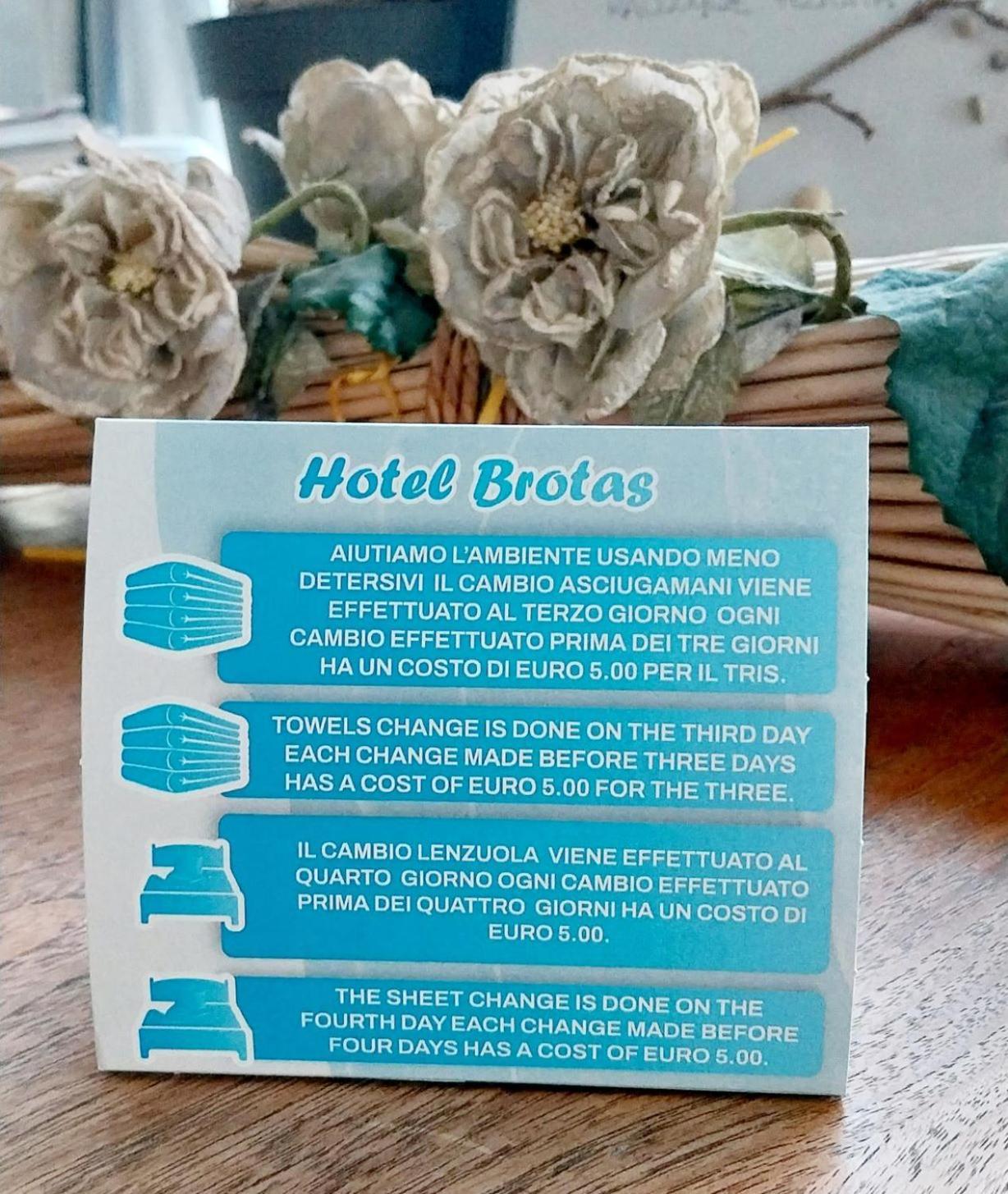 Hotel Brotas Rímini Exterior foto